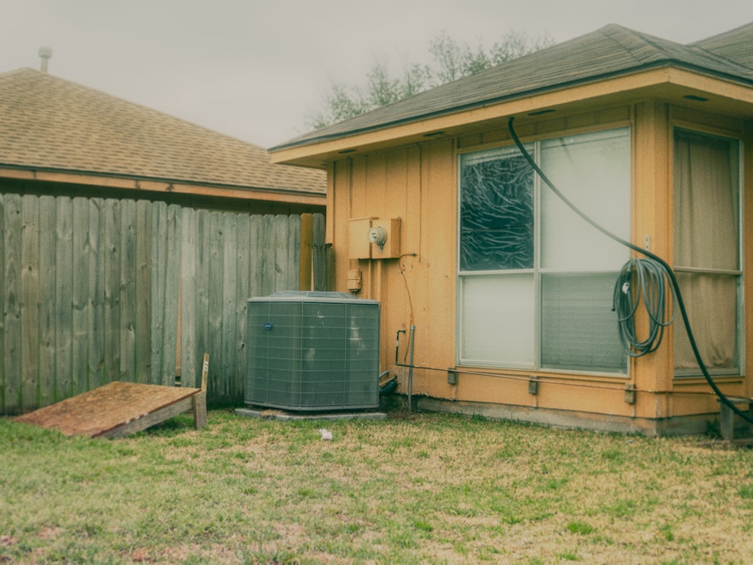 Blog 5 HVAC system repair vs replace decision homeowner